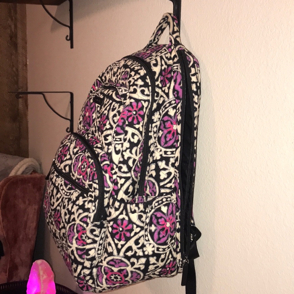 Backpack - Picture 4 of 5
